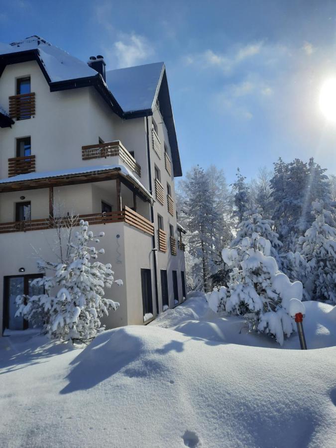 Hotel Maglian Campus à Divčibare Extérieur photo